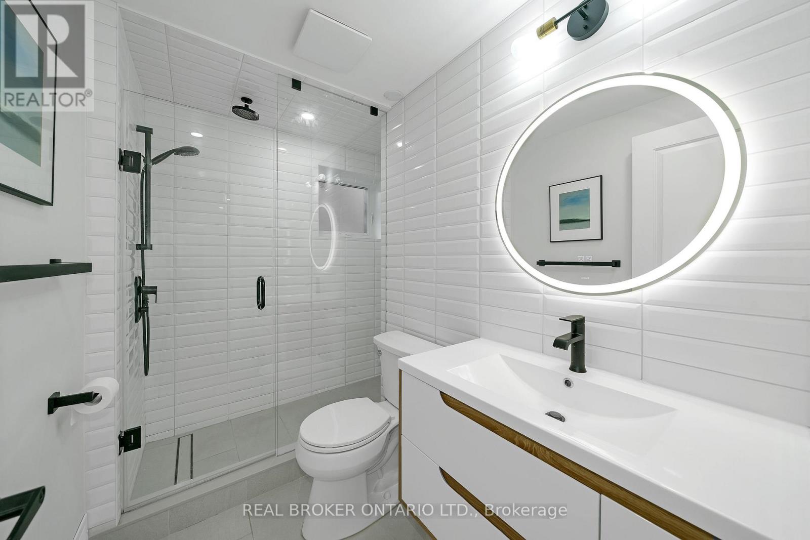 36 Marthclare Avenue, Toronto, Ontario  M3A 1E2 - Photo 16 - C12527390