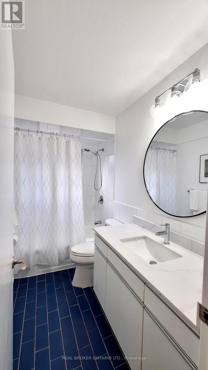 36 Marthclare Avenue, Toronto, Ontario  M3A 1E2 - Photo 27 - C12527390