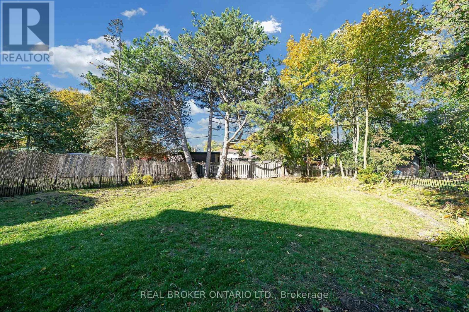 36 Marthclare Avenue, Toronto, Ontario  M3A 1E2 - Photo 33 - C12527390