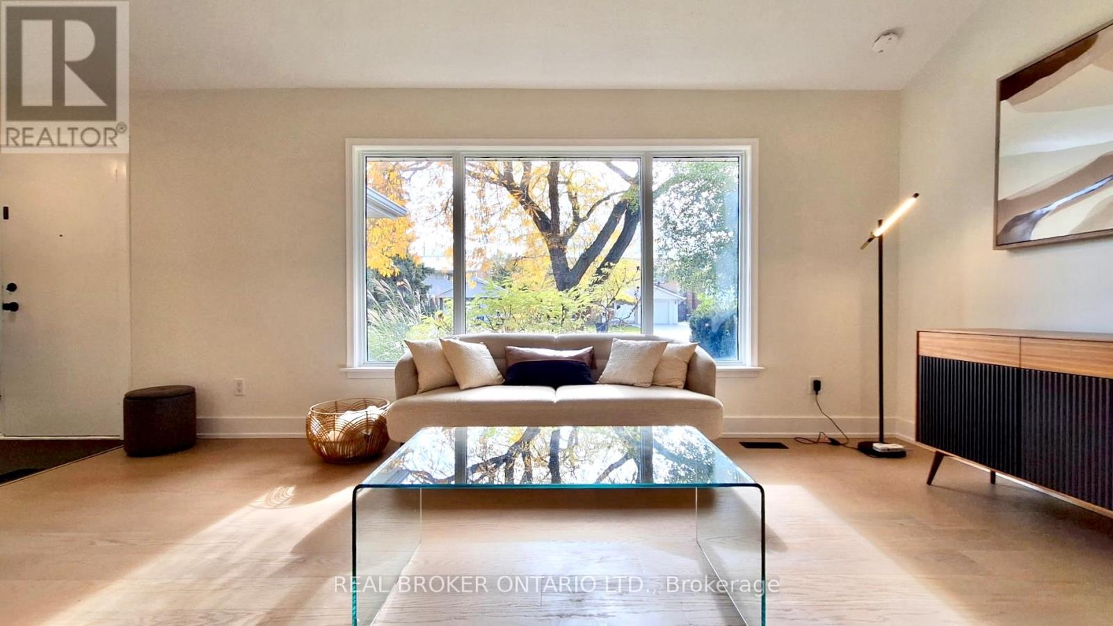 36 Marthclare Avenue, Toronto, Ontario  M3A 1E2 - Photo 7 - C12527390