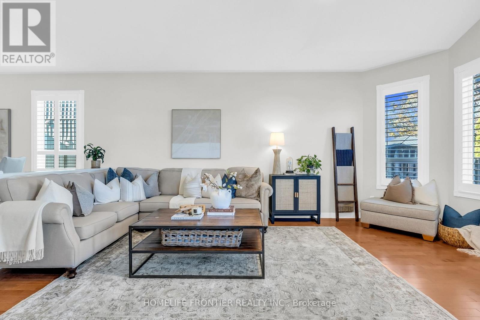 73 Kenilworth Crescent, Whitby, Ontario  L1M 2M7 - Photo 12 - E12527336