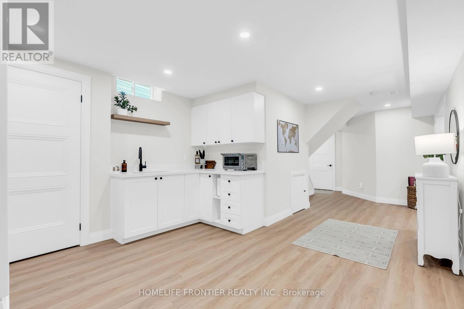 73 Kenilworth Crescent, Whitby, Ontario  L1M 2M7 - Photo 41 - E12527336