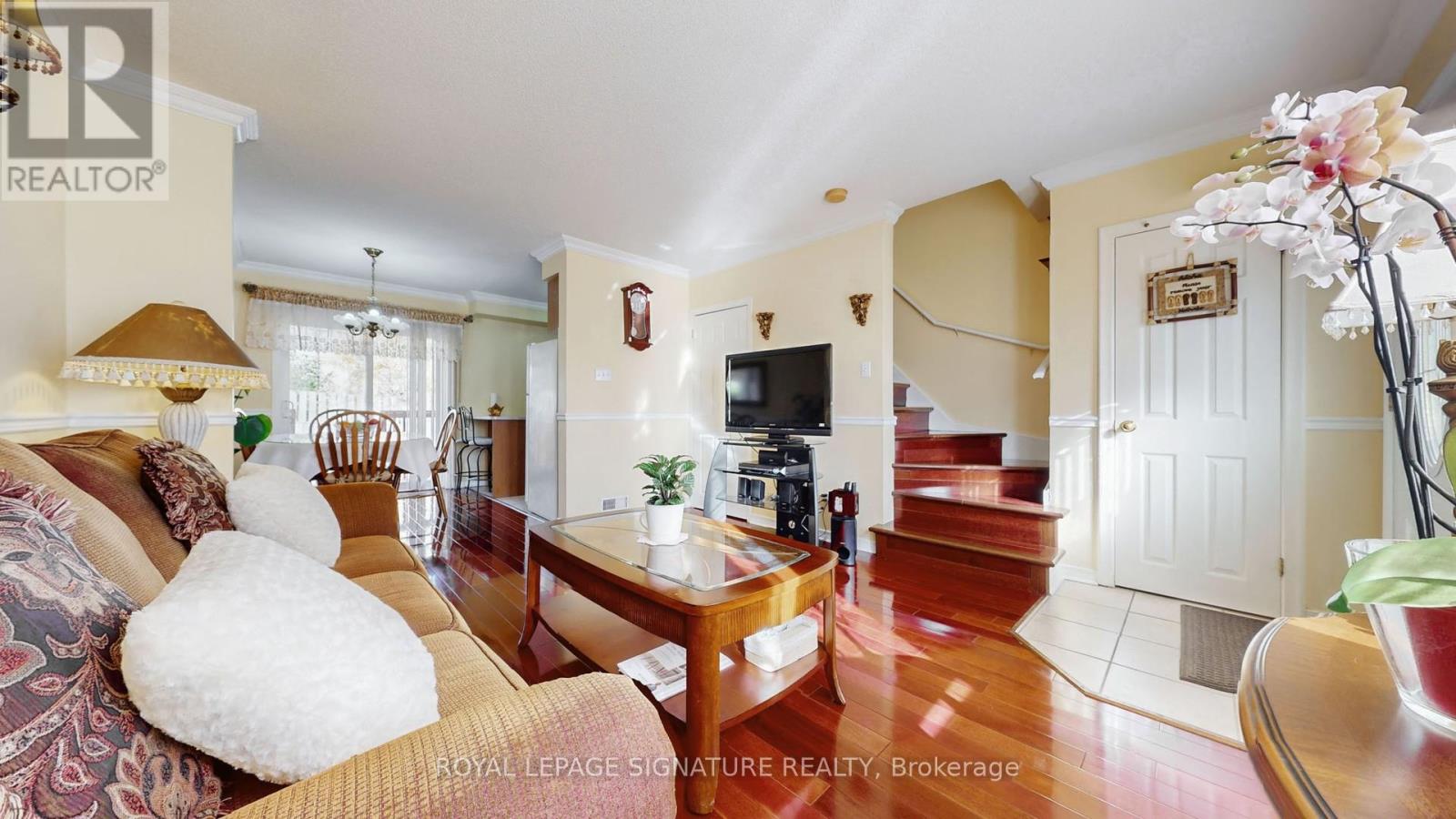 740 Kennedy Road, Toronto, Ontario  M1K 2C5 - Photo 7 - E12527346