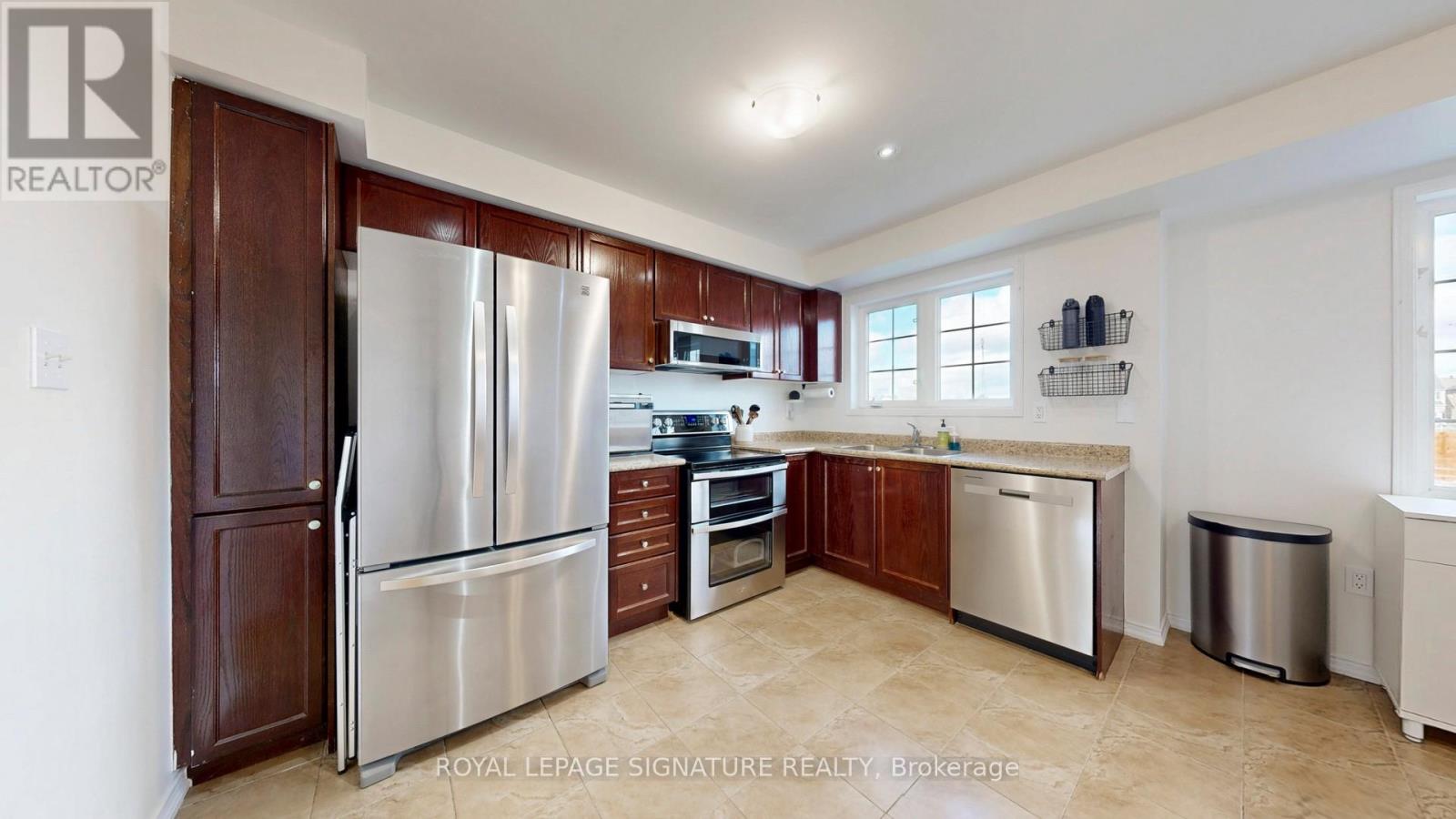 459 Rossland Road E, Ajax, Ontario  L1Z 0K8 - Photo 13 - E12527348