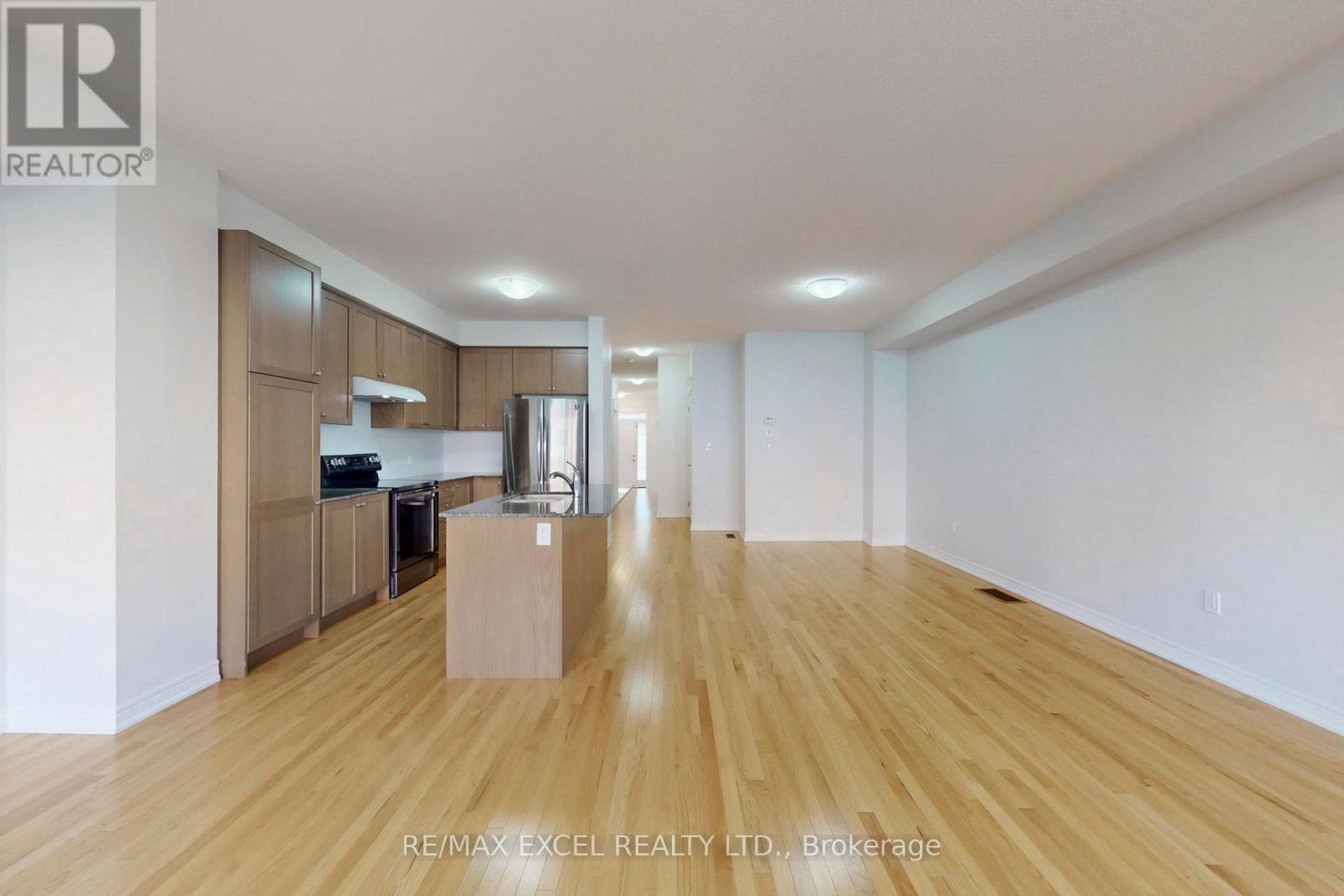 14 Twinflower Lane, Richmond Hill, Ontario  L4E 1E7 - Photo 10 - N12527362