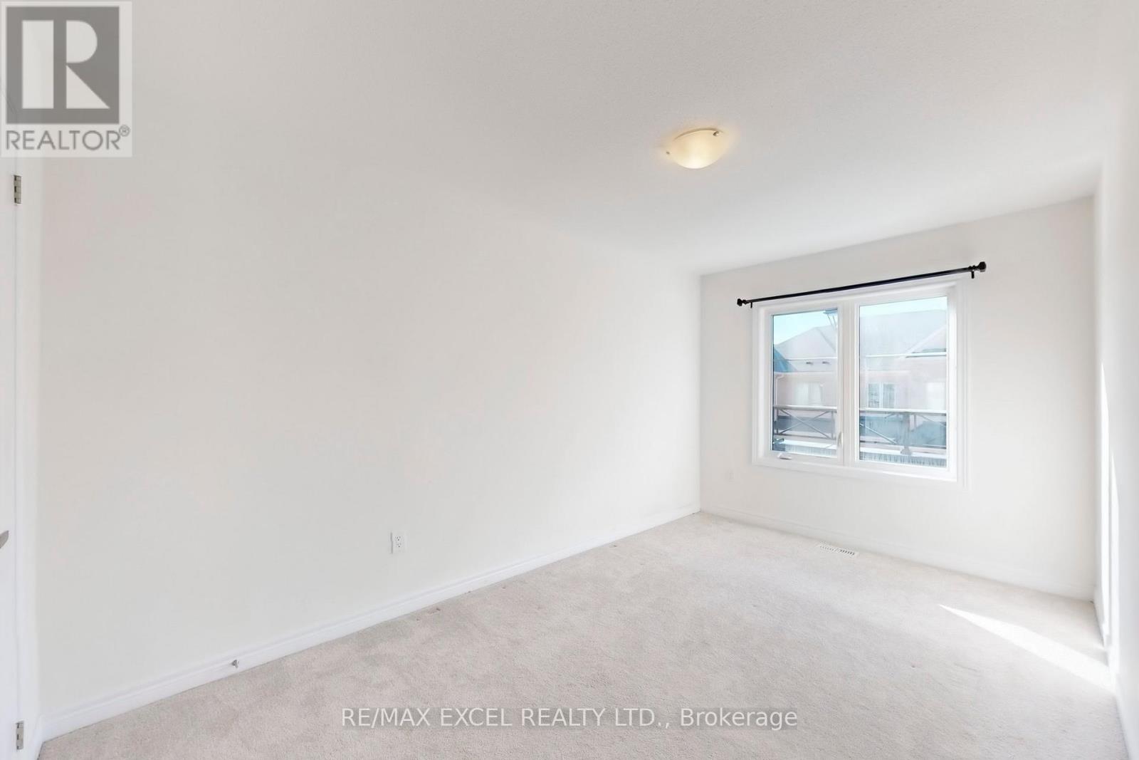 14 Twinflower Lane, Richmond Hill, Ontario  L4E 1E7 - Photo 34 - N12527362