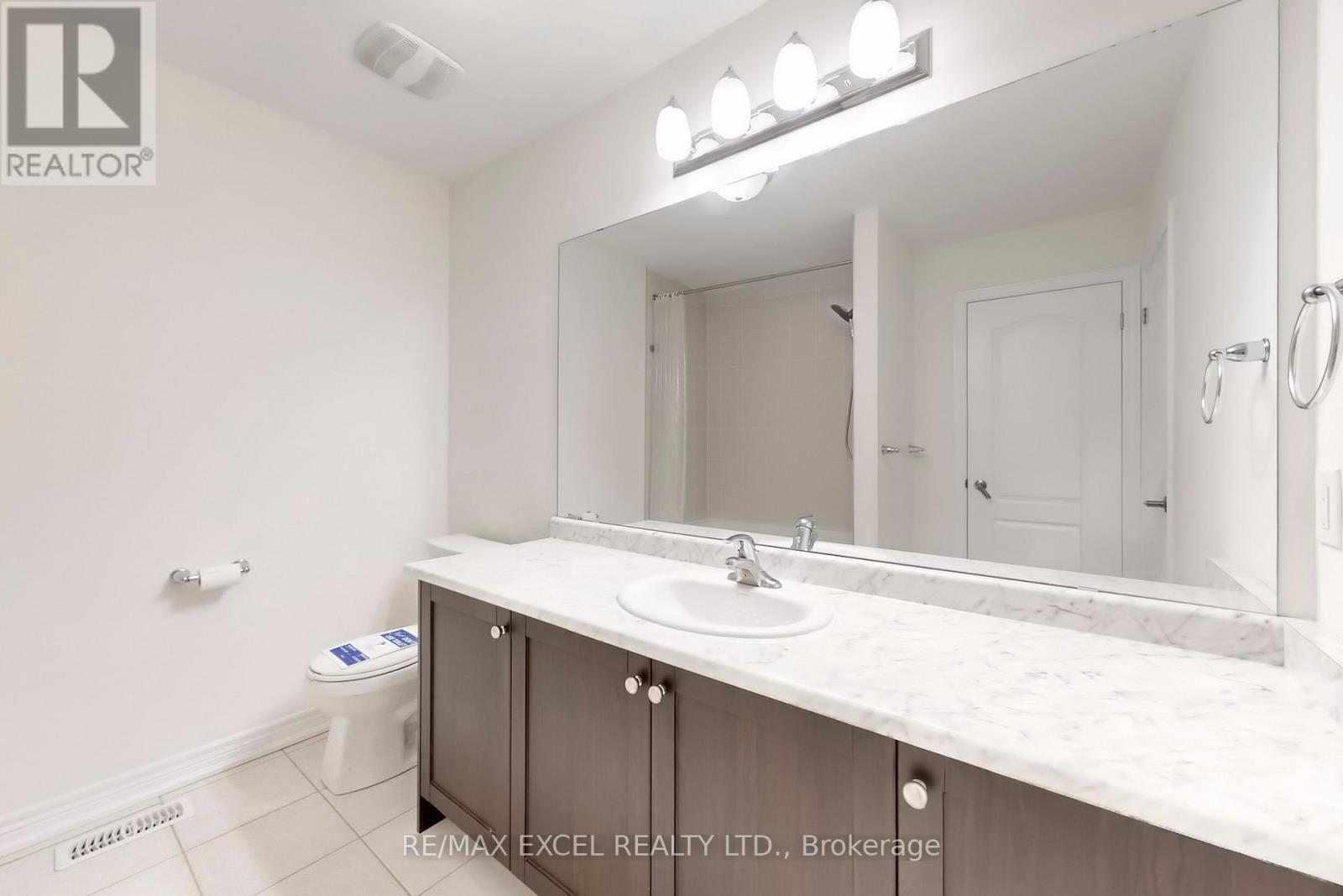 14 Twinflower Lane, Richmond Hill, Ontario  L4E 1E7 - Photo 36 - N12527362