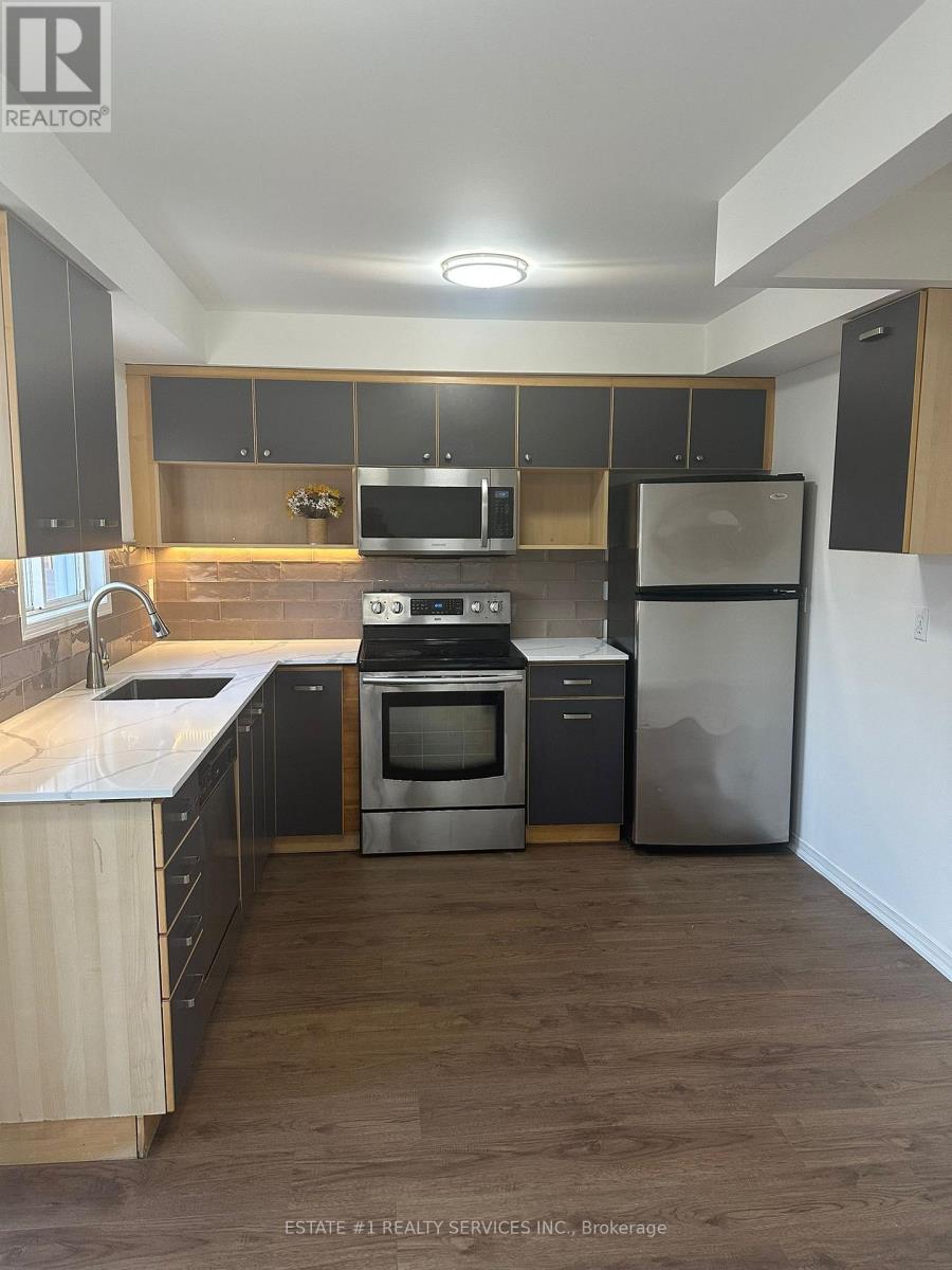 12 Rougehaven Way, Markham, Ontario L3P 7W5 - Photo 12 - N12527374