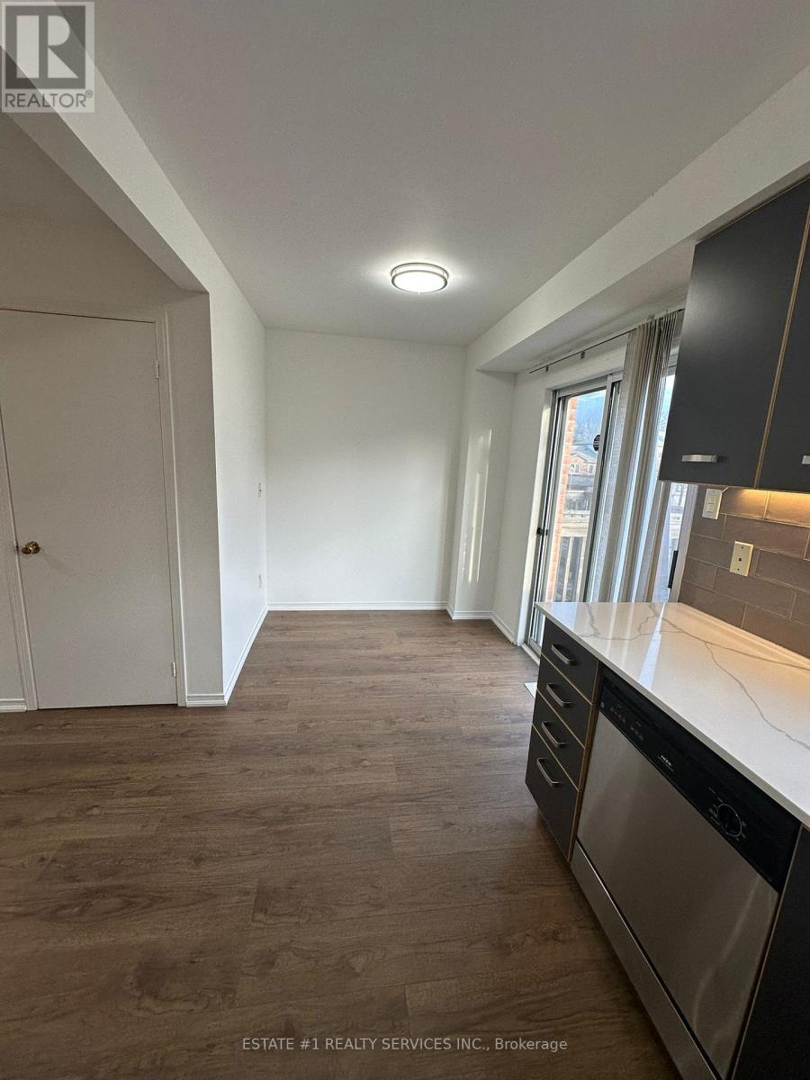 12 Rougehaven Way, Markham, Ontario L3P 7W5 - Photo 16 - N12527374