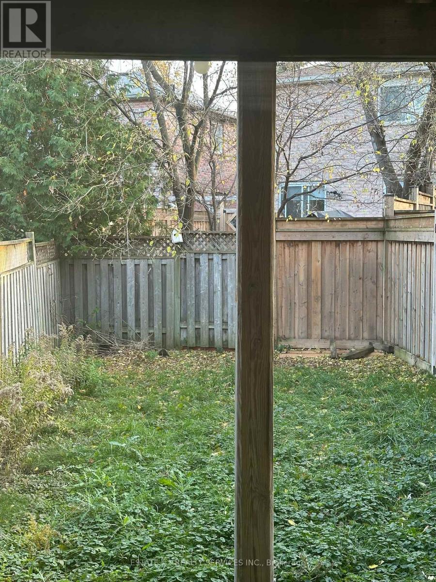 12 Rougehaven Way, Markham, Ontario L3P 7W5 - Photo 36 - N12527374