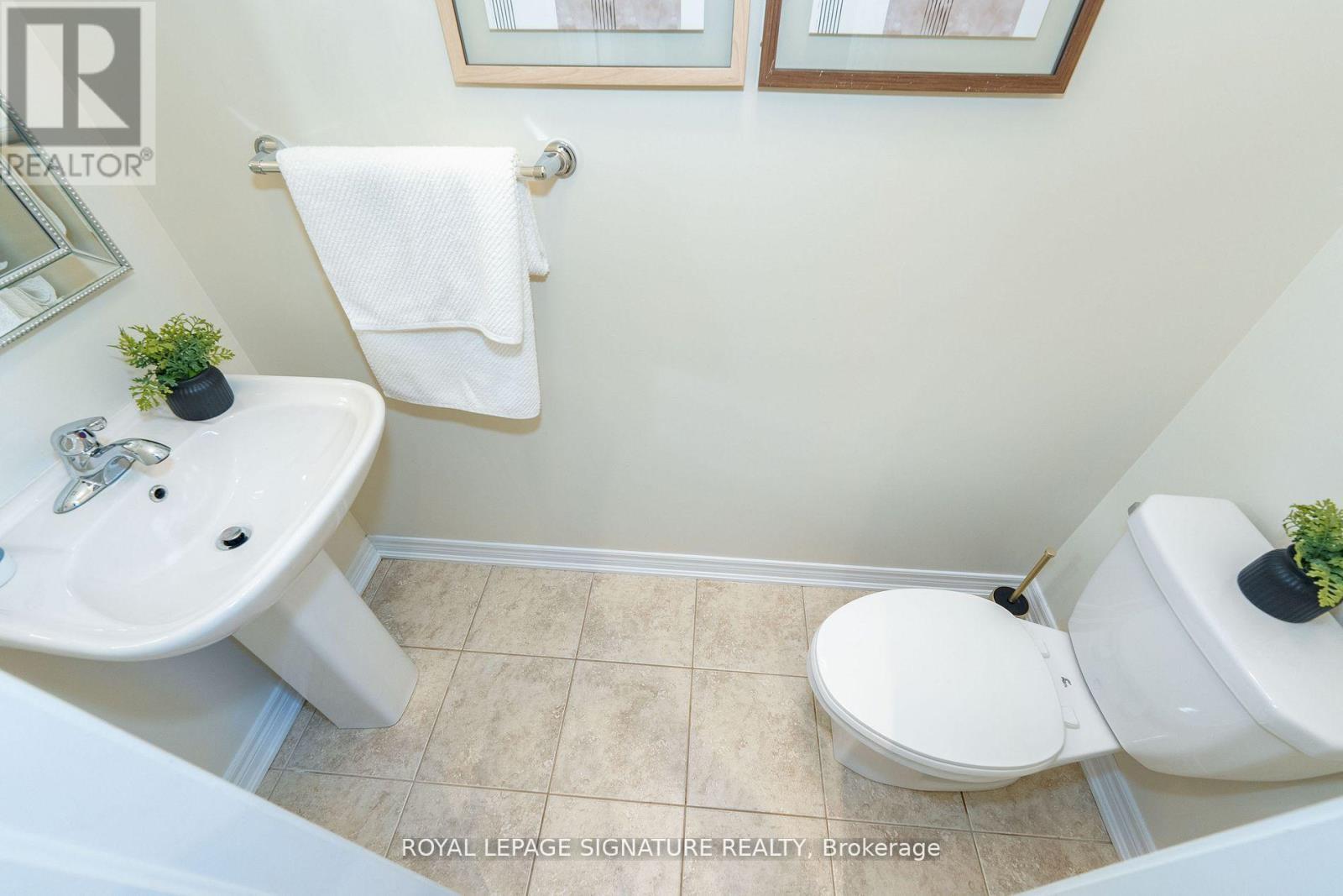 68 Lady Angela Lane, Vaughan, Ontario  L6A 4S7 - Photo 13 - N12527382