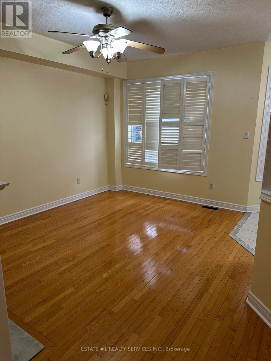 544 Matisse Place, Mississauga, Ontario  L5W 1M3 - Photo 9 - W12527370