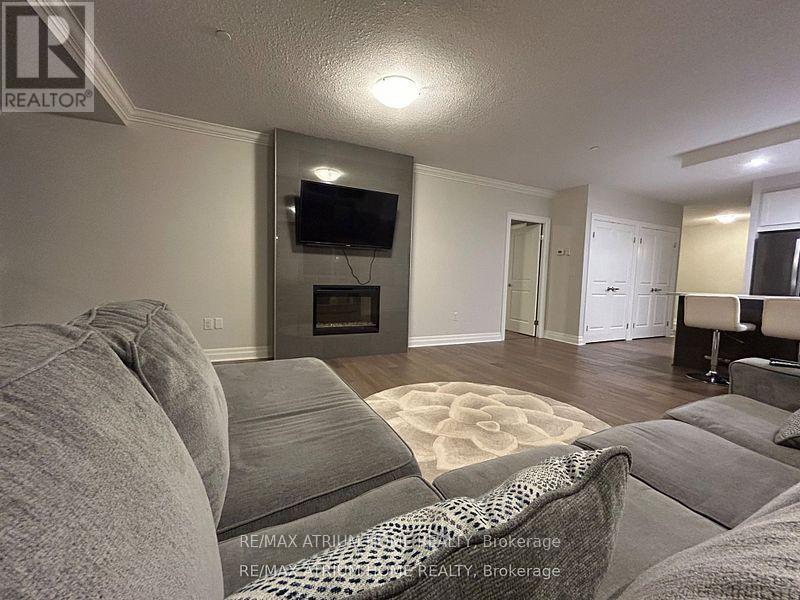 304 - 260 Villagewalk Boulevard, London North, Ontario  N6G 0W6 - Photo 10 - X12527354