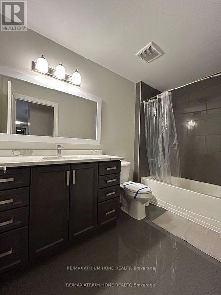 304 - 260 Villagewalk Boulevard, London North, Ontario  N6G 0W6 - Photo 15 - X12527354