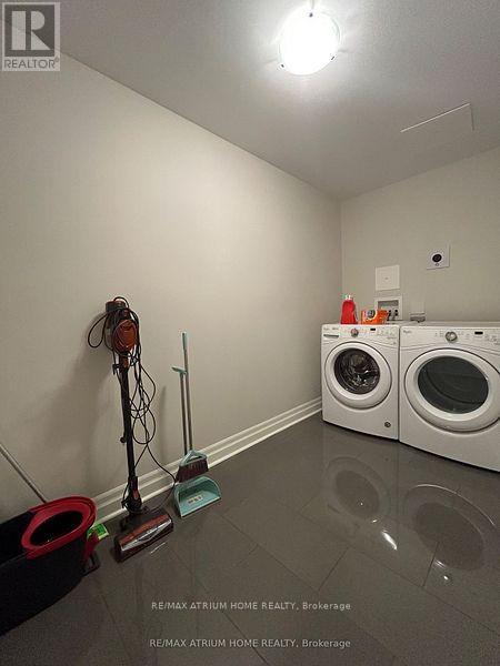 304 - 260 Villagewalk Boulevard, London North, Ontario  N6G 0W6 - Photo 7 - X12527354