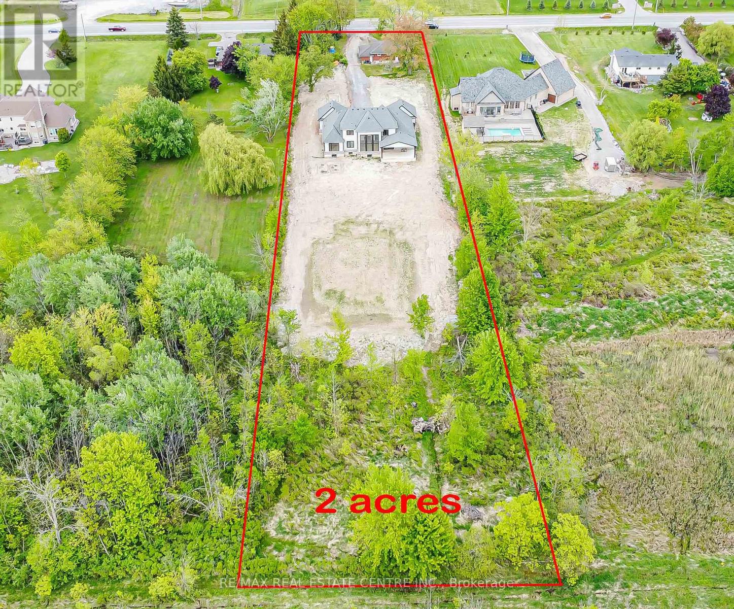 256 Mountain Road, Grimsby, Ontario  L3M 4E7 - Photo 39 - X12527378