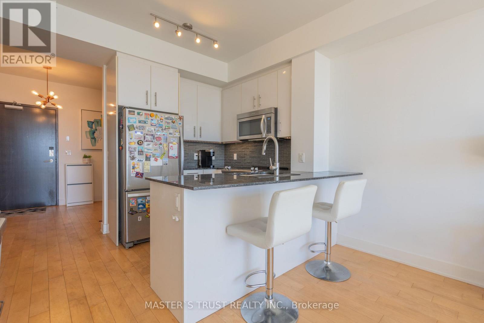 Unknown Address, ,     - Photo 8 - X12527396