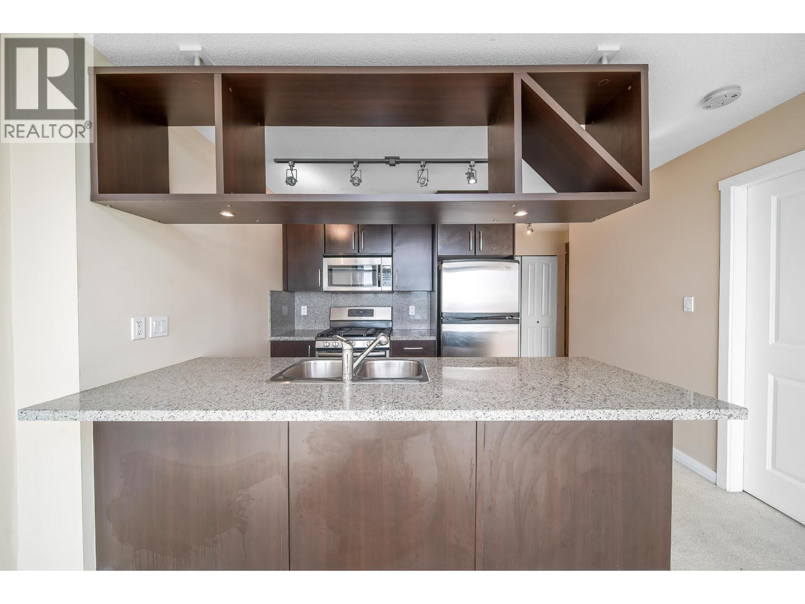 1701 5088 Kwantlen Street, Richmond, British Columbia V6X 4K5 - Photo 6 - R2979495