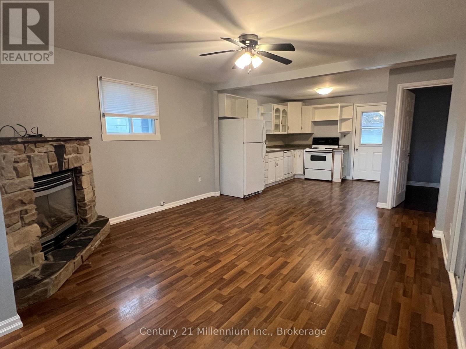 219 Spruce Street, Collingwood, Ontario L9Y 3G9 - Photo 4 - S12525344