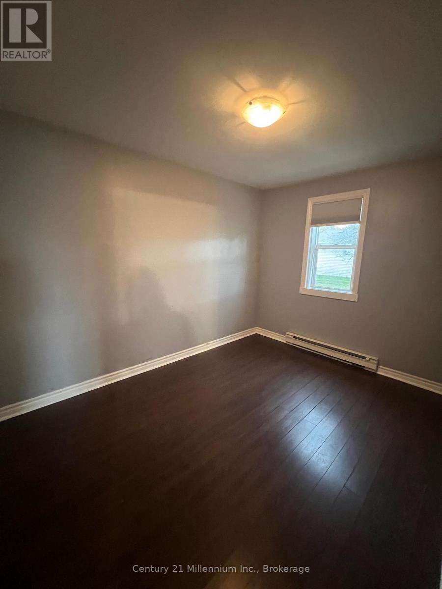 219 Spruce Street, Collingwood, Ontario L9Y 3G9 - Photo 11 - S12525344