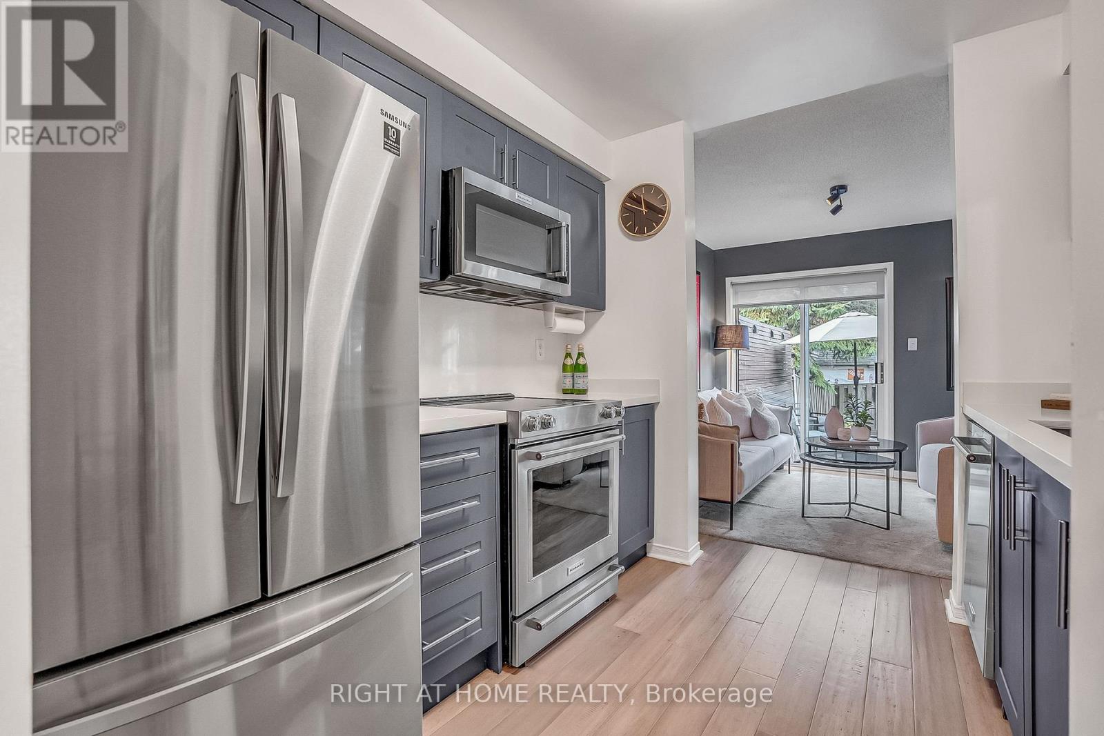 1820 Nordane Drive, Pickering, Ontario  L1V 6Z7 - Photo 6 - E12527446