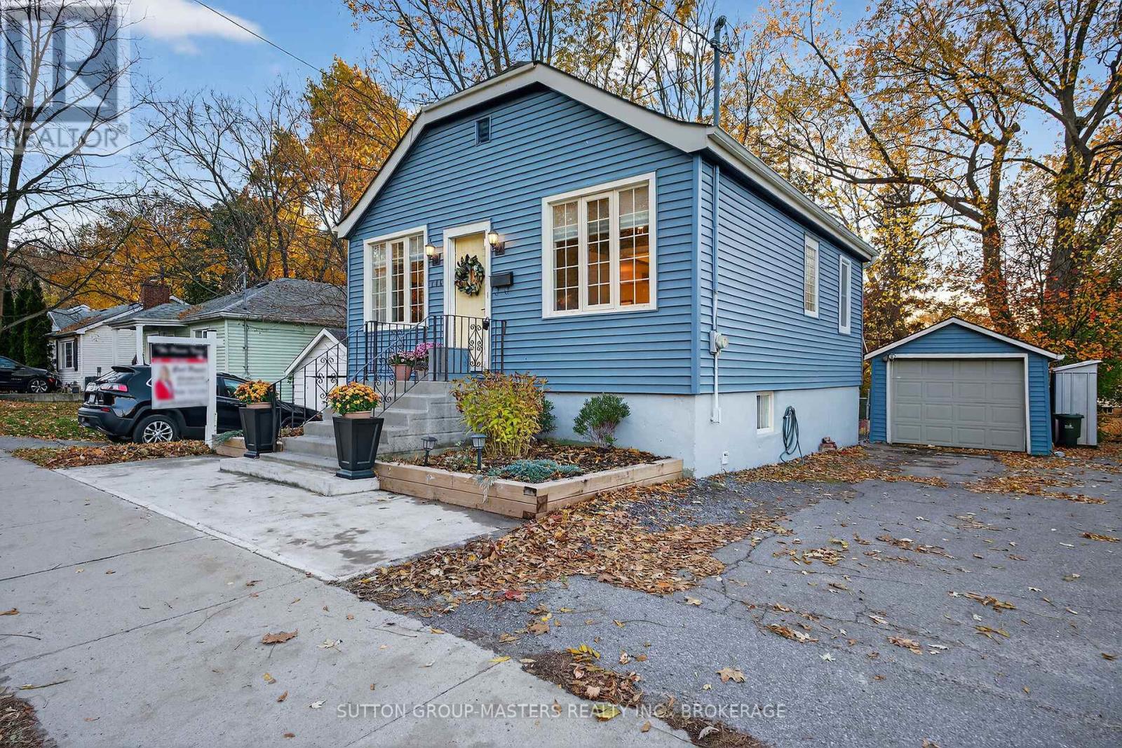 806 Portsmouth Avenue, Kingston, Ontario  K7M 1W7 - Photo 2 - X12527470