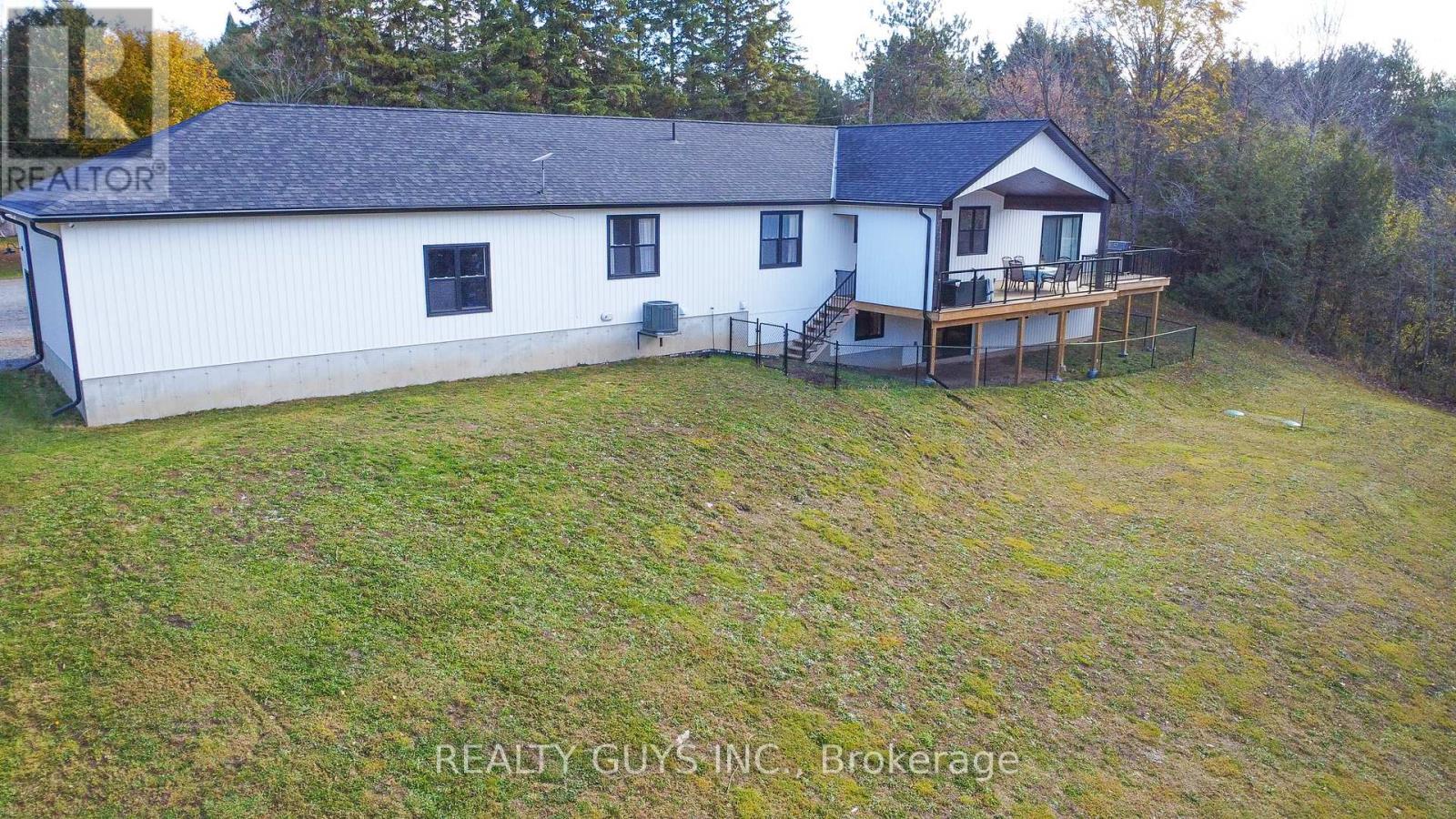 2 Ivy Street, Kawartha Lakes, Ontario  K0L 2W0 - Photo 39 - X12527440