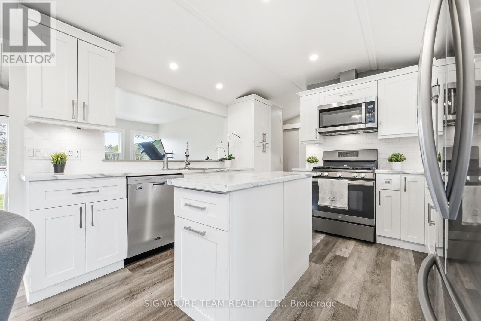 276 Mockingbird Road, Killaloe, Ontario  K0J 2A0 - Photo 9 - X12525406