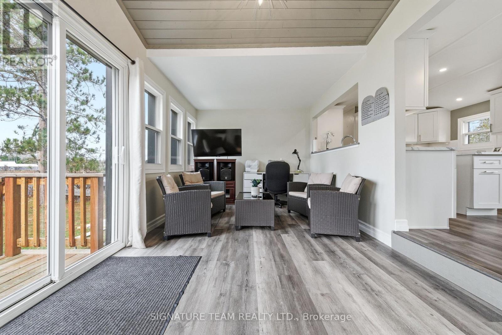 276 Mockingbird Road, Killaloe, Ontario  K0J 2A0 - Photo 4 - X12525406