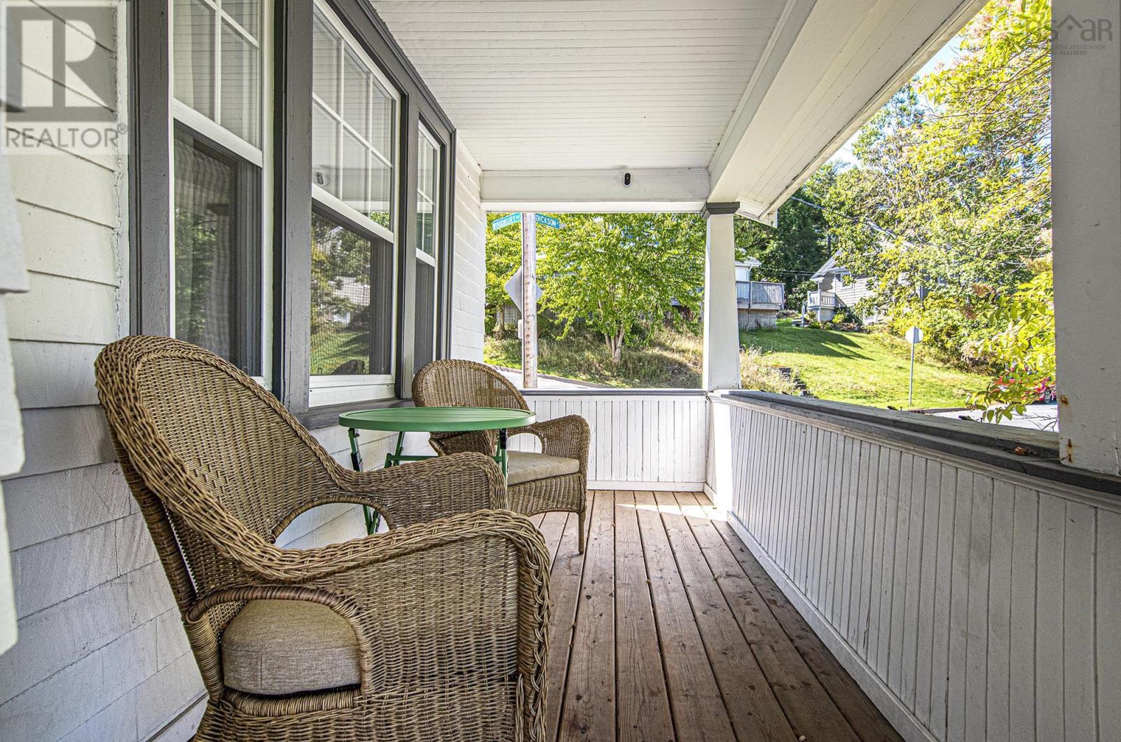 Property at 30 Woodbury Drive image 2