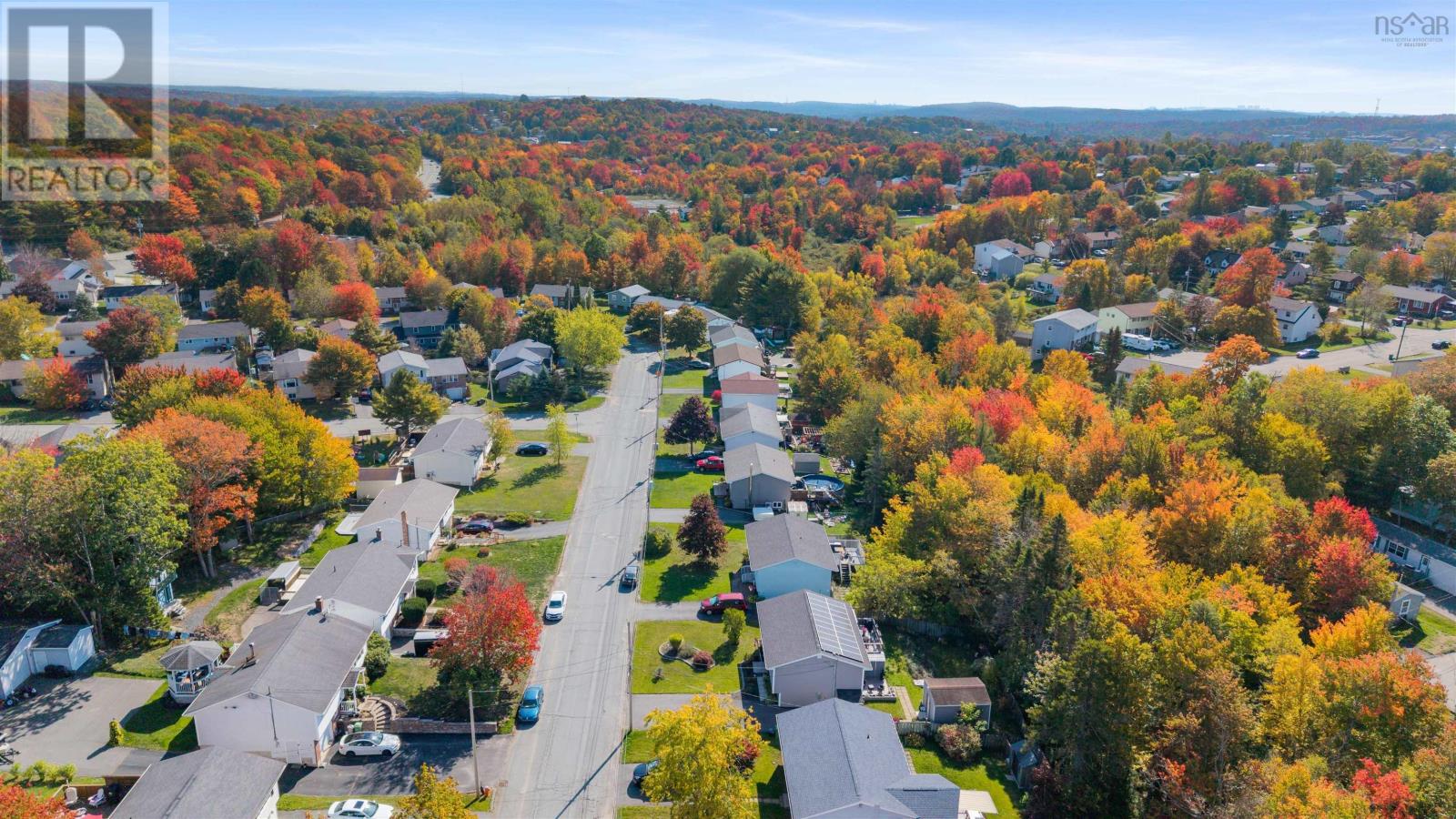 Property at 82 Sunnyvale Crescent image 4