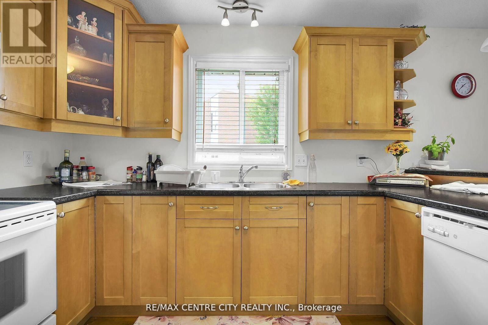 1307 Nicole Avenue, London North, Ontario  N5X 4M7 - Photo 12 - X12485138