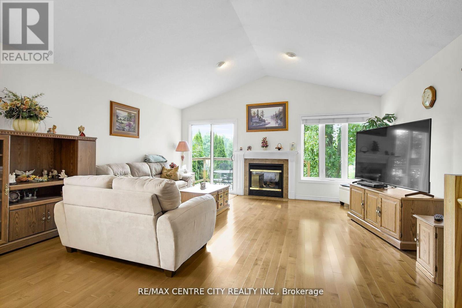 1307 Nicole Avenue, London North, Ontario  N5X 4M7 - Photo 18 - X12485138