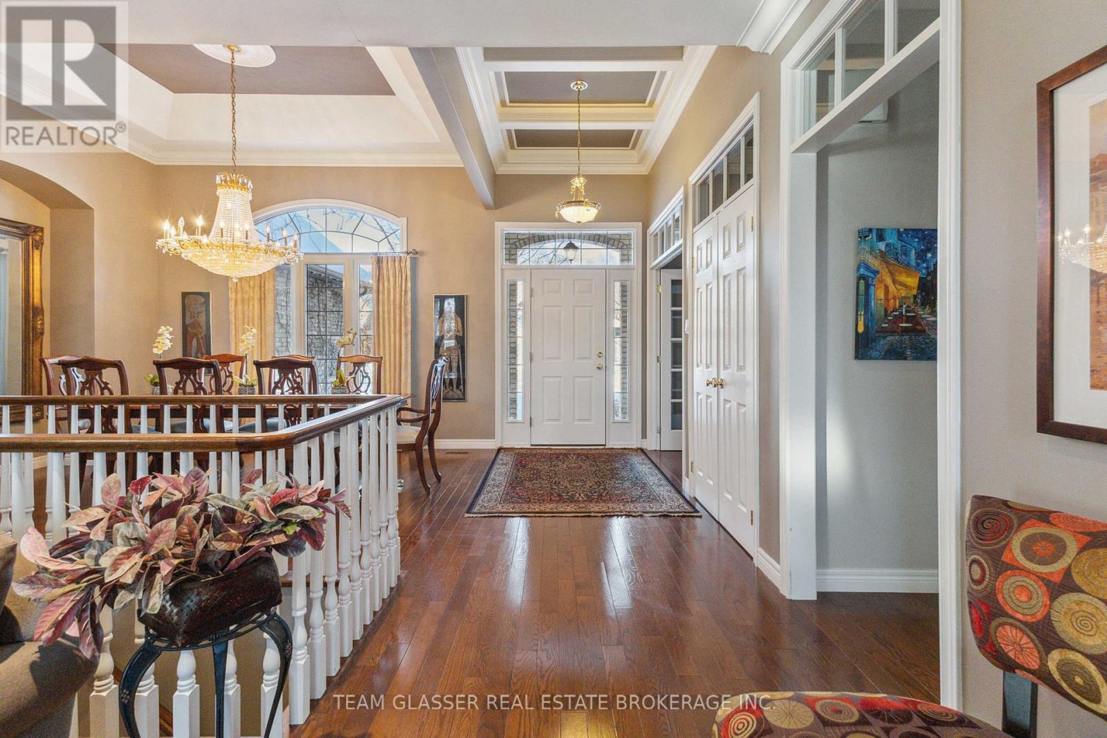 38 Butternut Grove, London South, Ontario  N6K 4J4 - Photo 3 - X12494952