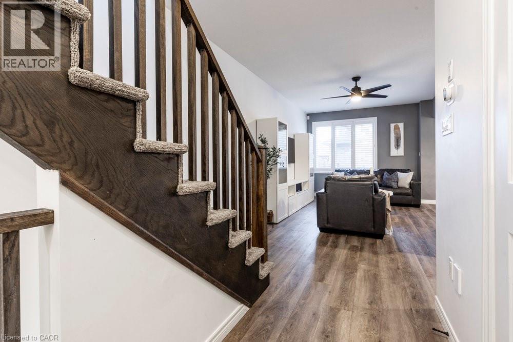 70 Dennis Drive, Smithville, Ontario  L0R 2A0 - Photo 6 - 40786164