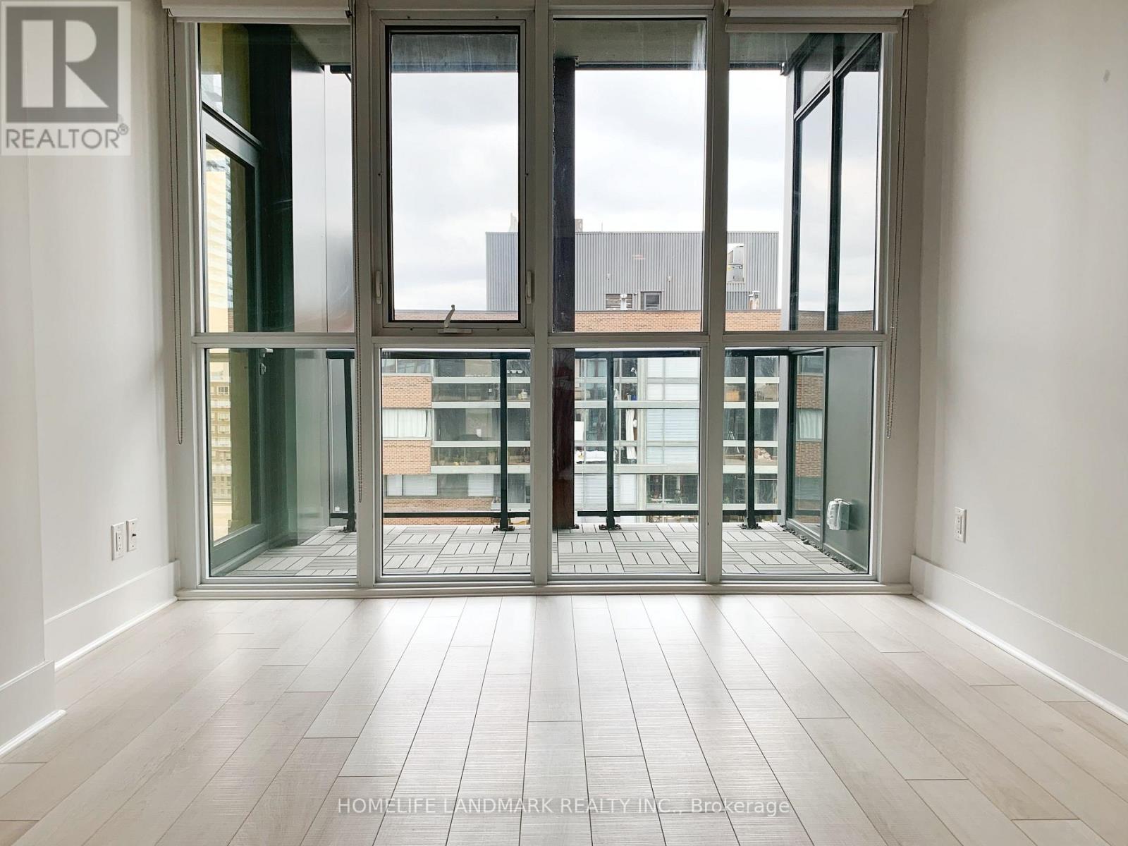 #1305 - 32 Davenport Road, Toronto, Ontario  M5R 0B5 - Photo 15 - C12433586