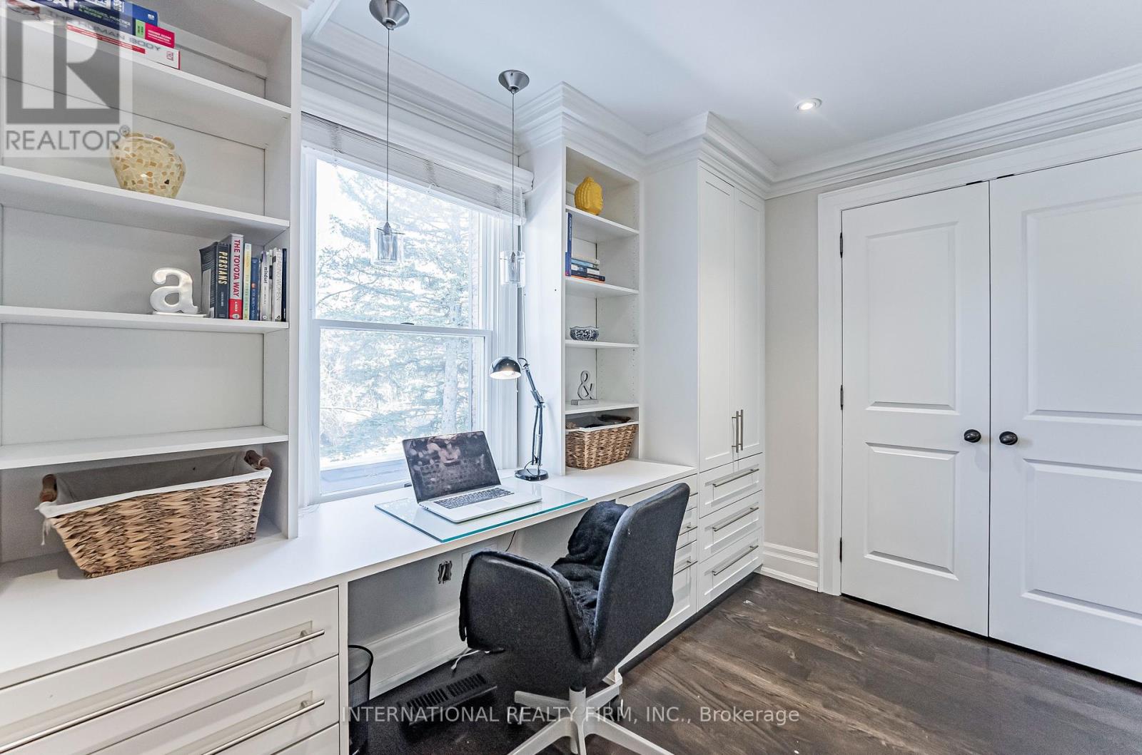 6 Penwood Crescent, Toronto, Ontario  M3B 2B9 - Photo 10 - C12361396