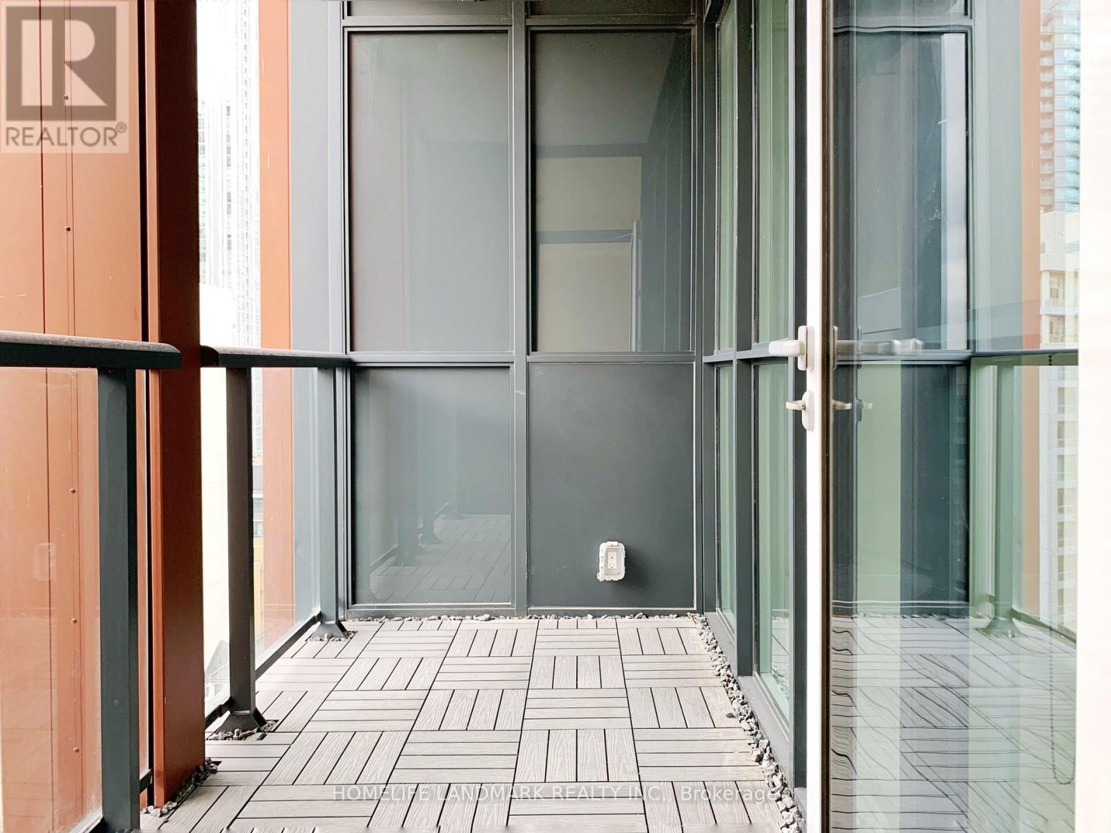 #1305 - 32 Davenport Road, Toronto, Ontario  M5R 0B5 - Photo 16 - C12433586