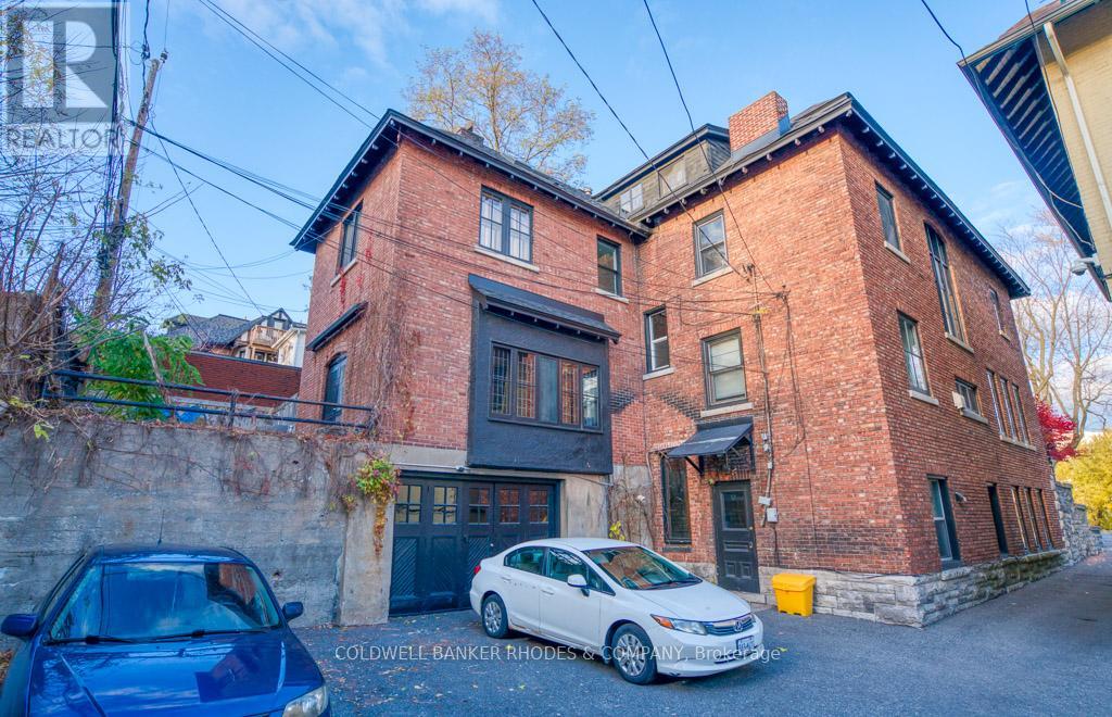 #1 On 2nd Floor - 8 1/2 Range Road, Ottawa, Ontario  K1N 8J3 - Photo 29 - X12466940