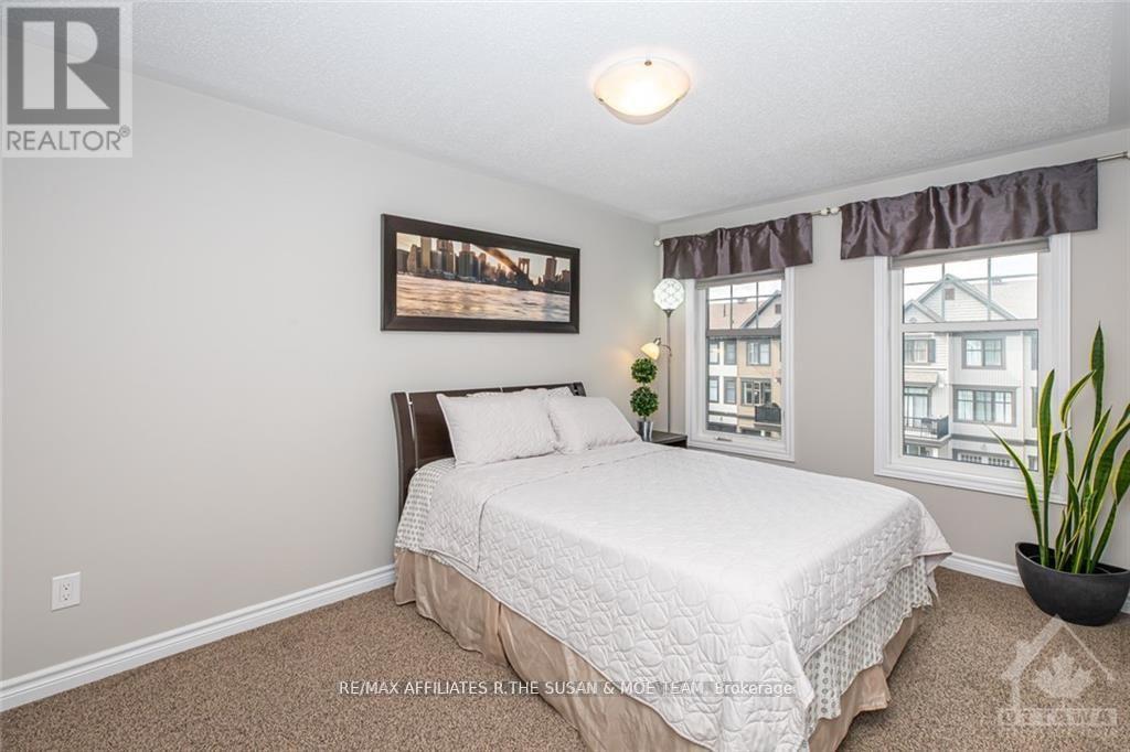 327 Citrine Street, Ottawa, Ontario K4A 0T7 - Photo 19 - X12525438