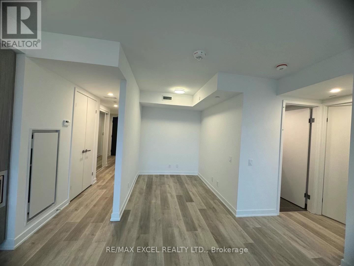 3301 - 88 Queen Street E, Toronto, Ontario  M5C 0B6 - Photo 4 - C12523332