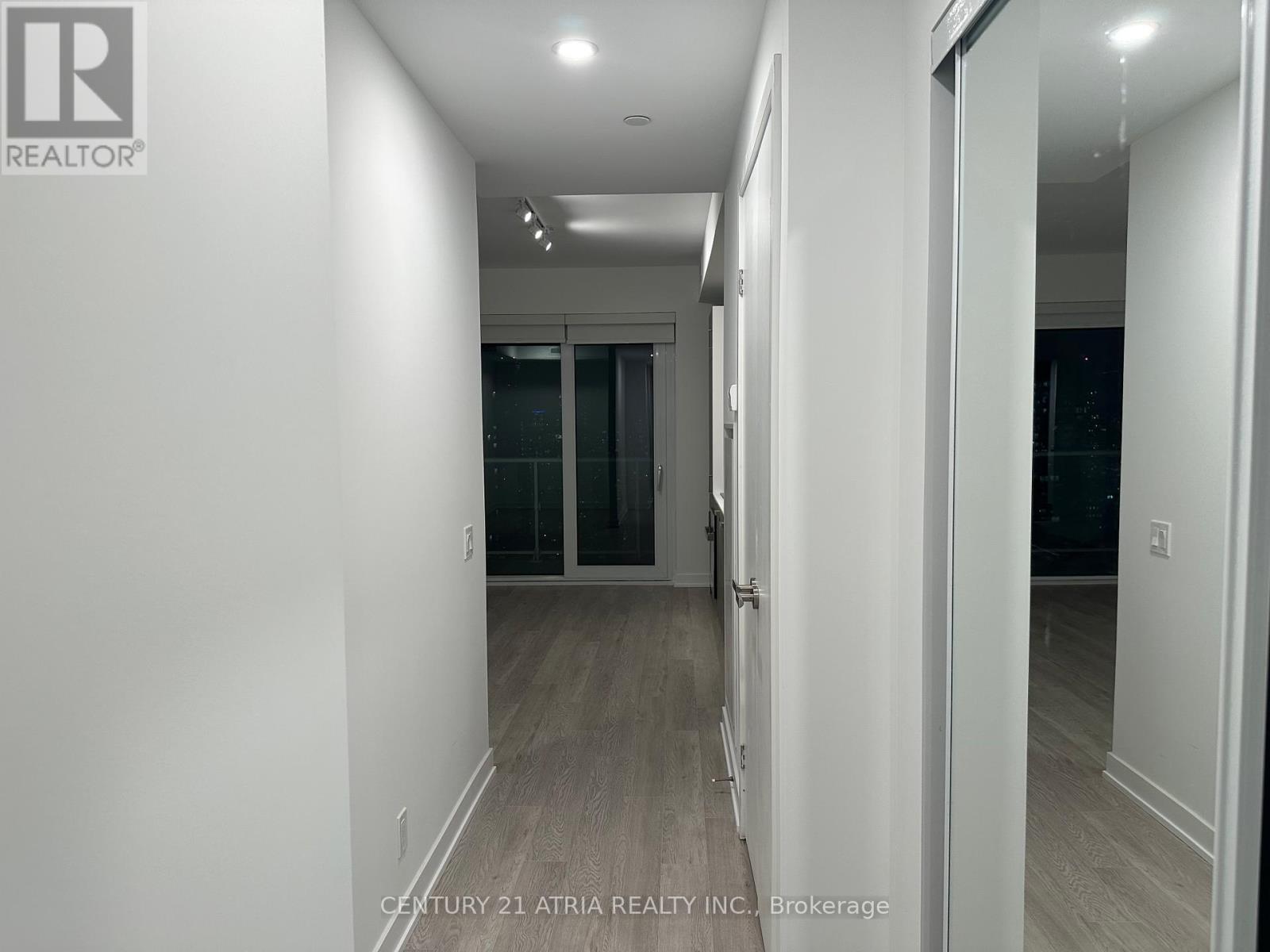5501 - 88 Queen Street, Toronto, Ontario  M5C 0B6 - Photo 6 - C12524872