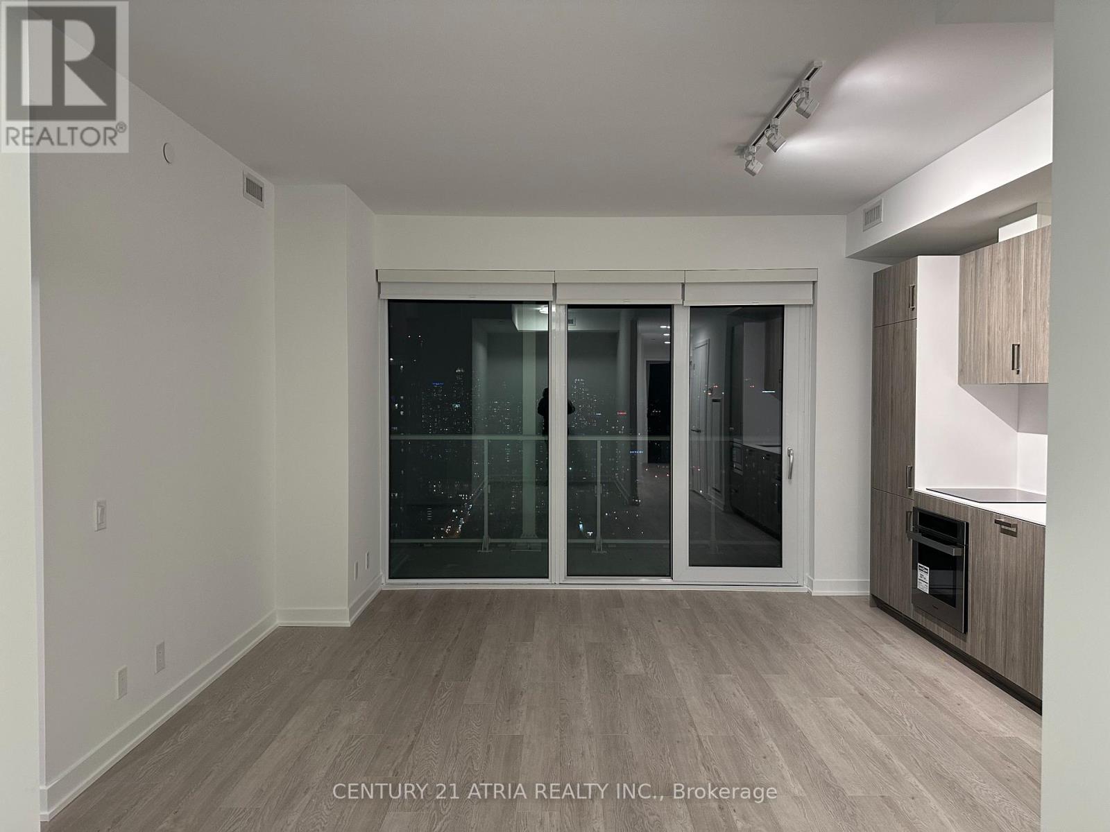 5501 - 88 Queen Street, Toronto, Ontario  M5C 0B6 - Photo 7 - C12524872