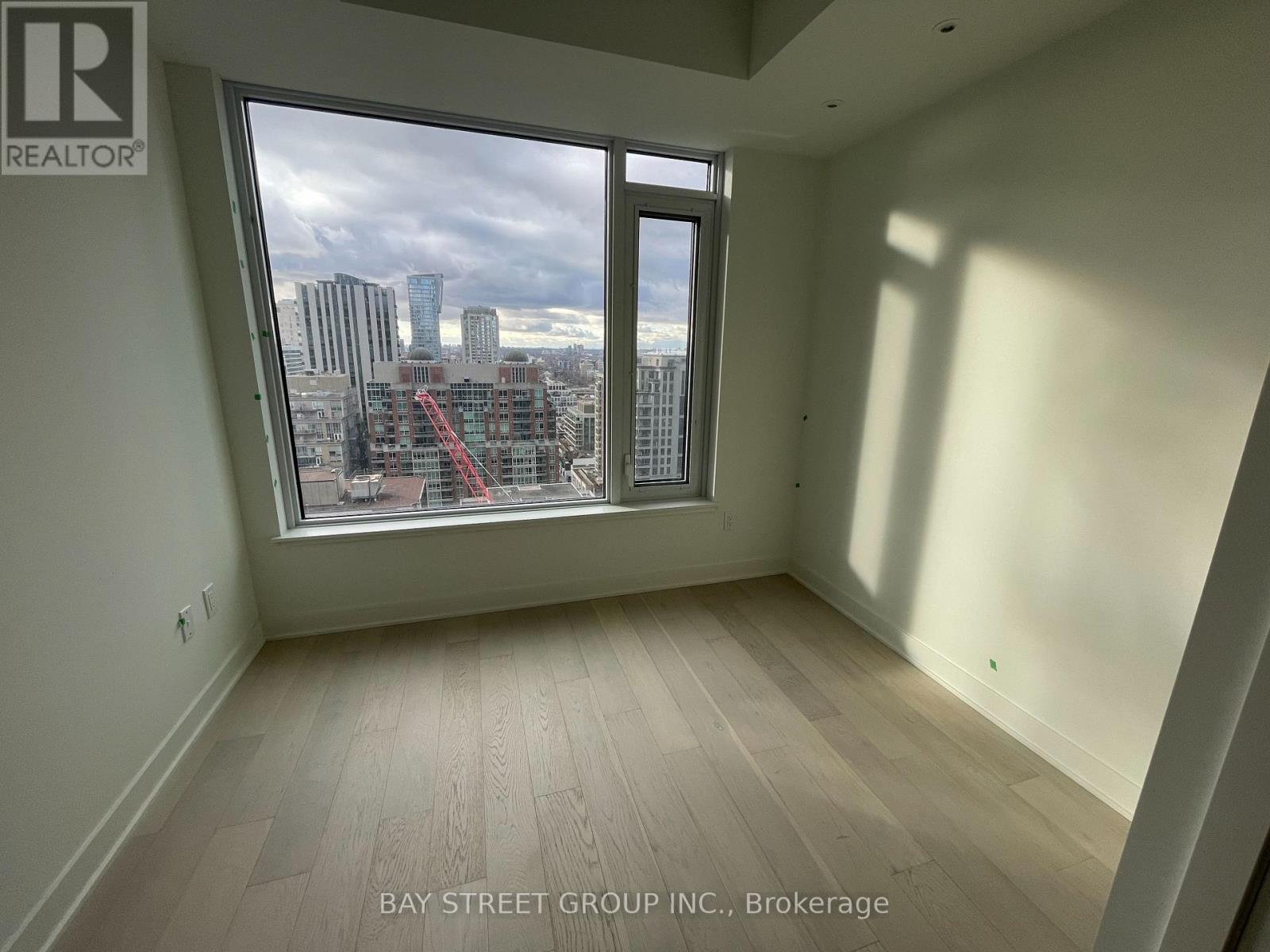 1814 - 11 Yorkville Avenue, Toronto, Ontario  M4W 0B7 - Photo 8 - C12525414