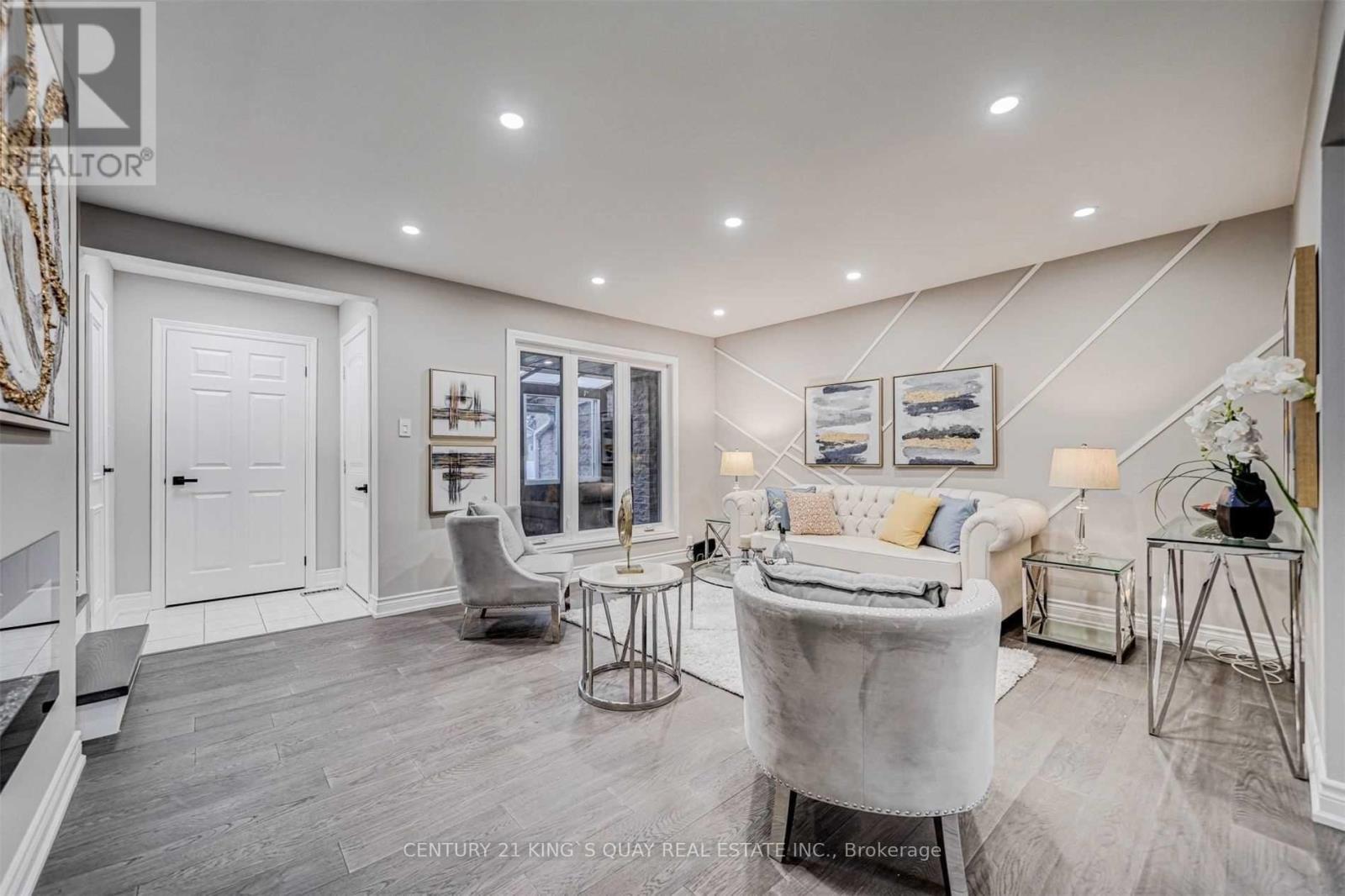 14 Grenbeck Drive, Toronto, Ontario  M1V 2H6 - Photo 3 - E12525478