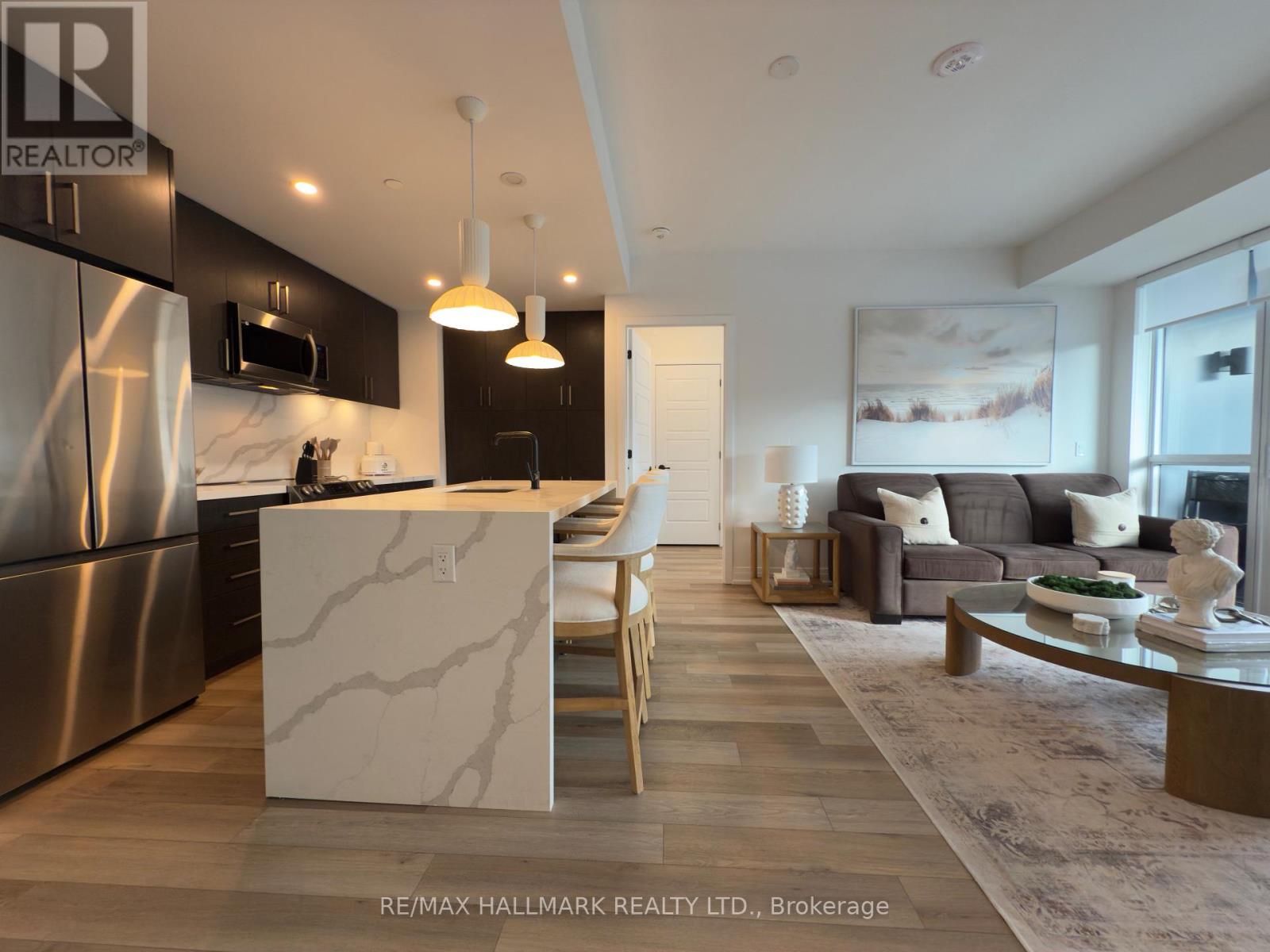 321 - 415 Sea Ray Avenue, Innisfil, Ontario  L9S 0R5 - Photo 4 - N12413118