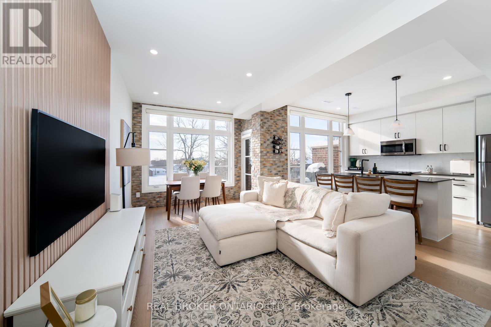 48 - 8167 KIPLING AVENUE, Vaughan, Ontario