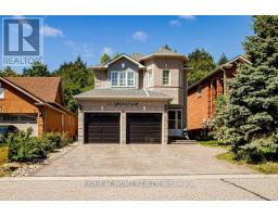 33 MARKWOOD CRESCENT, Whitby, Ontario