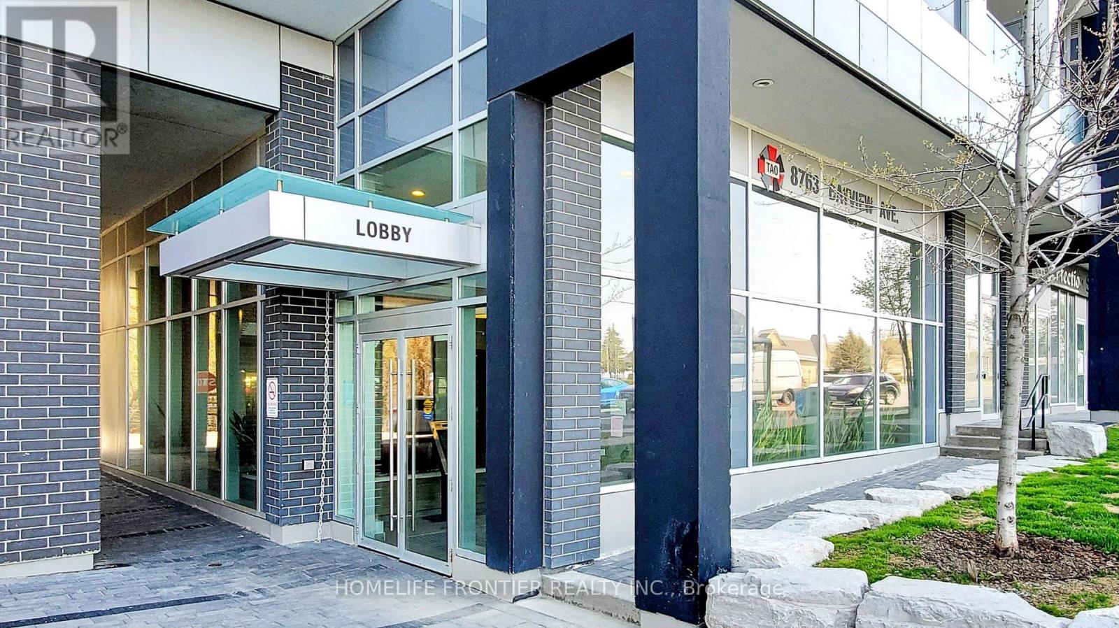 712 - 8763 Bayview Avenue, Richmond Hill, Ontario  L4B 3V1 - Photo 4 - N12525314