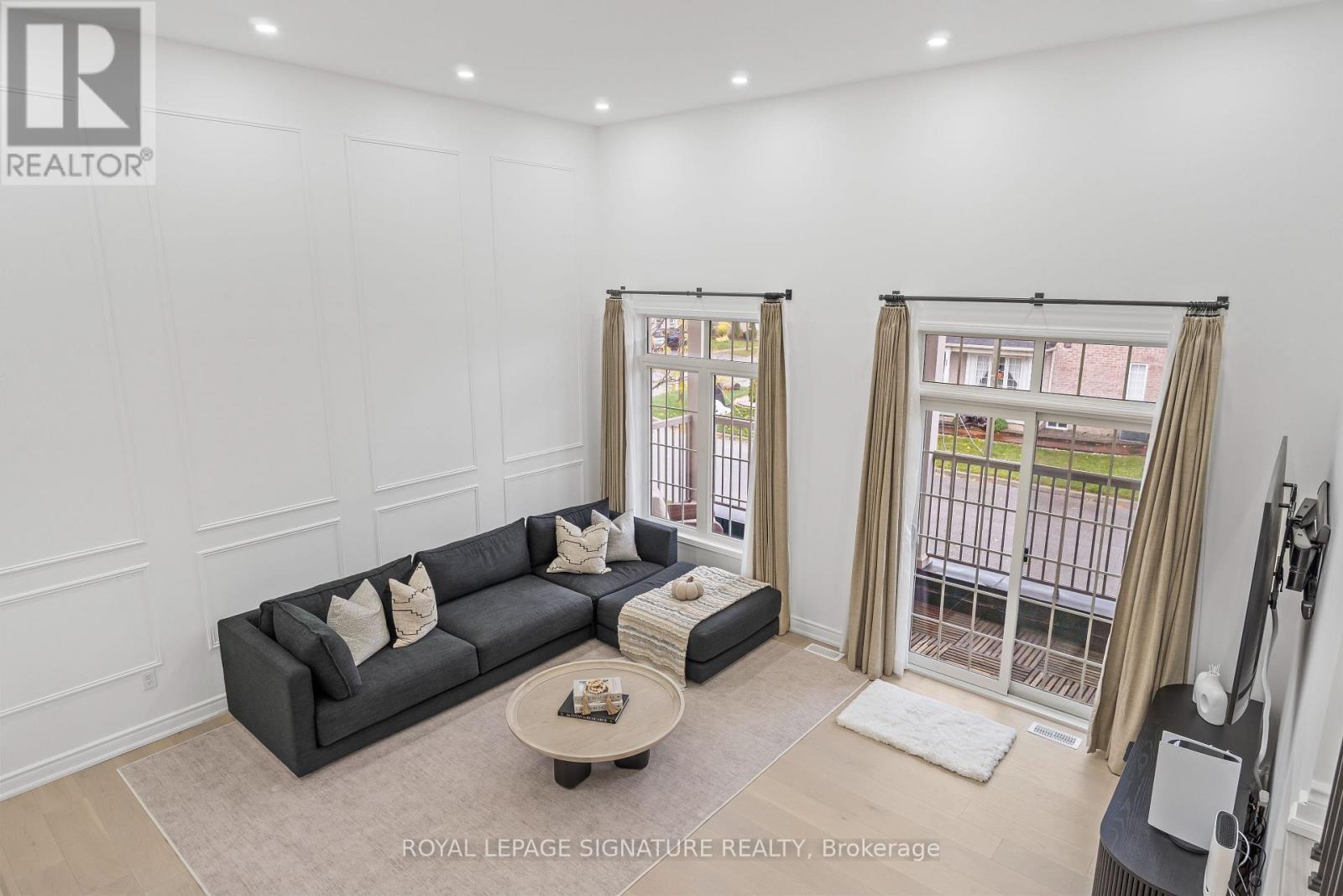 607 Shaftsbury Street, Oshawa, Ontario  L1K 2X4 - Photo 3 - E12508628